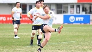 このチームは「日本の家族」。ともに強くなり、駆け上がることを夢見る不動の10番