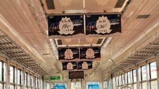 目指せ「得点王」　富山地鉄のカターレトレインに選手の直筆ポスター