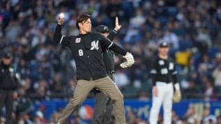 千葉に帰ってきた“背番号8”　始球式後の粋なサプライズに「マジで泣きそう」