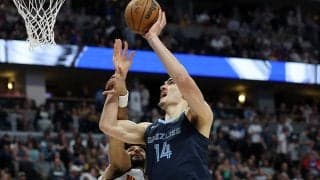 PO直通を狙うグリズリーズ、終盤の失速響きナゲッツに敗戦…河村勇輝はベンチから声援送る