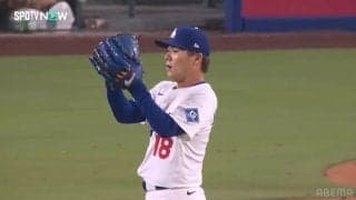 ヨシノブ任せろ！一回転＆ジャンピングスローの好プレーに山本由伸も拍手！ファンも絶賛「エドマンうめーな」「俺たちのエドマン」