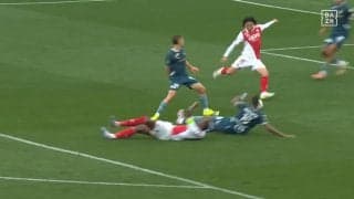 最強かよ！南野拓実、強豪マルセイユとの上位対決で値千金の先制弾！「この試合で決めるのはえぐい」相手DF呆然の超高速ワンタッチシュート！