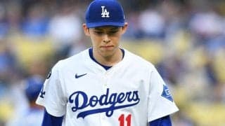 ド軍今季初の2ケタ失点で野手のロハスが登板　山本由伸のグラブで投球フォームも真似る　佐々木朗希は5回1失点でメジャー初黒星