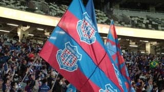 J2甲府が大卒3年目のMF遠藤光、2年目のDF井上樹とプロA契約を締結