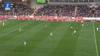 「ノールックだったんじゃない？」南野拓実、圧巻のジャンピングフリック炸裂！「いい動き」ワンタッチで攻撃の流れを加速させた瞬間