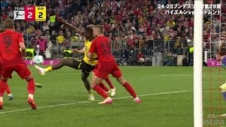 アニメかよ！相手DFに体を預けて反転しながらのセルフボレーシュート炸裂！「コントロールえぐい」「ギラシやばし」脅威の身体能力にスタジアム騒然！