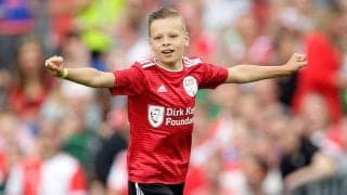 PSVがファン・ニステルローイの息子とプロ契約、父と同じストライカー