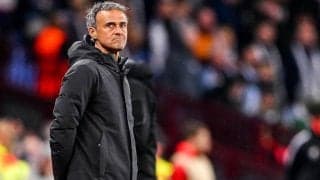 ルイス・エンリケ監督は2季連続ベスト4進出に安堵も薄氷の勝ち上がりに戒め ｢自信過剰になってはいけない｣