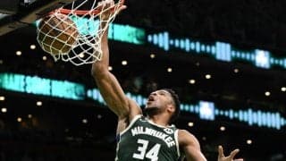 ヤニス、若手にプレーオフの戦い方をアドバイス？…「タックルとかしちゃダメだよ」