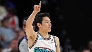 河村勇輝の”ビハインド・ザ・ヘッドパス”がNBA公式の『The State Farm Assist of the week』に見事選出