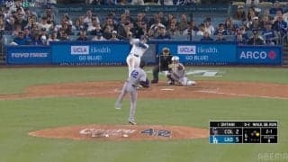 痛っ！大谷翔平に想定外のハプニング？爆速スイングの衝撃で“苦悶の表情”「おこたに」「顔w」