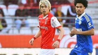 チームとともに復調気配の伊東純也、トゥールーズ戦に向けた会見で指揮官と掛け合い「ジュンヤは面白い人間」