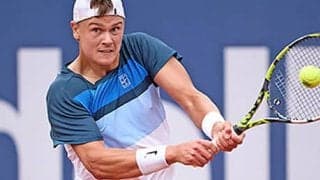  世界13位 快勝で決勝進出 