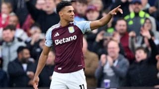 ニューカッスルとの上位対決で電光石火弾のワトキンス、快勝劇に貢献もエメリ監督の起用法に不満爆発