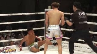 「ゴング後だろ！」終了間際の“一撃”が波紋 右ストレート撃ち抜かれカウント進むも… 1ラウンドに2度ゴングの珍事 「これは珍しい」「いや、前だ」反響さまざま