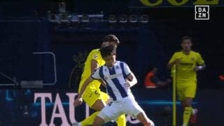 天才かよ…久保建英の“磁石トラップ”が上手すぎる！後方からのボールを完璧コントロール→イエローカード誘発の一部始終