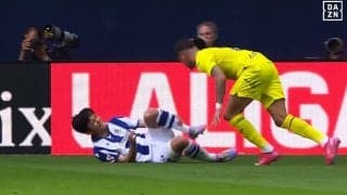 痛っ！ 久保建英が“元ライバル”のハードタックルで悶絶…「仲良しじゃなかったらキレる…」「今のはいかん」ビジャレアルMFに足を削られた瞬間