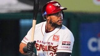 超特大アーチにX“ドン引き”「飛距離とんでもない」　3階席の壁直撃…待望1号が「すげえ」