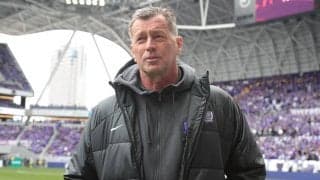 広島のスキッベ監督が2試合のベンチ入り禁止と罰金20万円…名古屋戦の判定めぐる試合後の発言で処分