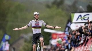 ラスト500mを単独でかけあがったポガチャルが10秒もの差をつけユイの壁を制す【Cycle*2025 ラ・フレーシュ・ワロンヌ：レビュー】