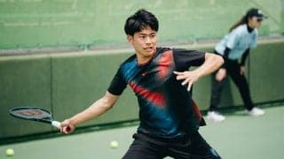 予選勝者の松田康希が2試合連続のタフマッチを制して4強。高橋悠介、今井慎太郎、山﨑純平が準決勝へ 内山靖崇主催のITF大会「BLUE SIX OPEN」Week2