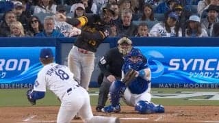 もうワケわからん！山本由伸、とんでもない魔球で“怪物狩り”「マンガみたい」「すげえ空振り」 ヘルメットも浮く豪快スイングで“マン振り三振”