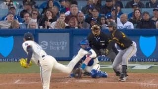 「これは打てない」佐々木朗希、落差1m超えの“魔球”に相手バッターもガックリ…ベース付近で“急速落下”する球に思わず膝をつく