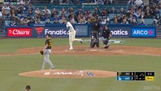 何が起きた？ 大谷翔平、ファールを打って“爆速謝罪”のはずが…打席での“まさかのリアクション”にファンツッコミ「どんな表情w」