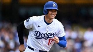 大谷翔平がさらりと添えた“拍手”　盟友の節目を称賛…試合後はハグ＆笑顔