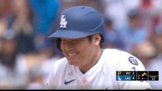 「笑いすぎw」 大谷翔平、弾丸ヒット直後の“一瞬の表情”にファン注目「テンション高っ！」 「仲良いな」