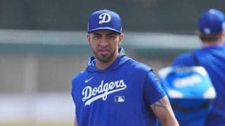 大谷翔平“代役”がブ軍移籍…球団発表　先週DFAから新天地決定、通算169発の33歳