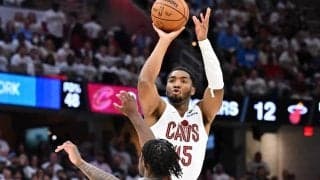 キャバリアーズがプレーオフの4戦で決着したシリーズで歴代最多タイの3P成功77本を記録