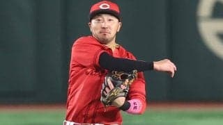 安打許さぬ“回転ジャンピングスロー”にX衝撃「華麗すぎる」　広島名手が「エグすぎる」