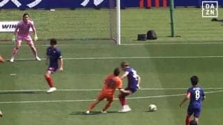 天才爆発！ 元日本代表ファンタジスタの“急反転の股抜き突破”にファン衝撃「今節No.1ゴール」「乾貴士が変態の域」「代表復帰を」30m独走ゴラッソの一部始終