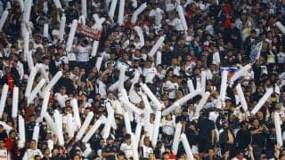 チリで悲劇…サポーター死亡、ピッチ乱入で試合中止のコロコロに10試合の観客入場禁止処分