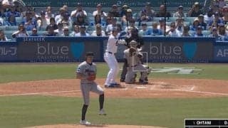 「ビビってる？」 大谷翔平には投げたくない…？ 相手投手が“不自然な動き”「そりゃそうなる」「怖すぎだろw」 解説者も思わず同情