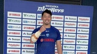 チームに強烈なエナジーを。モーターズからやってきた二人がレヴズをさらに熱くする