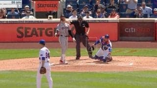 戦意喪失… 千賀滉大の魔球に打者があきらめた「やる気なしw」「完全にお手上げ」 お化けフォーク連投→かすりもせず“三振バット回し”