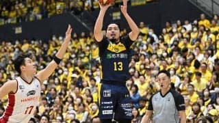 快勝の宇都宮がB1全体1位に浮上…三遠とのCS出場順位争いはGame2で決着へ