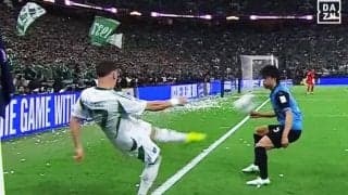 「笑ってんじゃねえよ！」日本人ファン激昂…川崎DFの喉にボール直撃→アル・アハリDFが“不敵なニヤニヤ”「腹立つわ」「へへみたいな顔が…」【ACLE決勝】