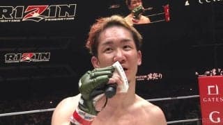 那須川天心、朝倉未来の「復活勝利」に“泣き笑い” カメラが捉えたリングサイドでの面白リアクションに反響