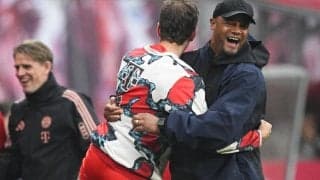 就任1年目でマイスターシャーレ獲得のコンパニ監督、｢シーズンを通して素晴らしい努力をしてくれた選手たちに祝福を｣