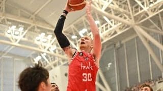 ホワイト&宇都直輝が立ち上がりから得点量産…富山が静岡とのGame3を制してSF進出／B2プレーオフ