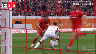 「ワールドクラスの左足！」堂安律が“絶品ふんわりクロス”でゴール演出「上手すぎ」「ほぼアシスト」昨季王者レヴァークーゼン翻弄の瞬間