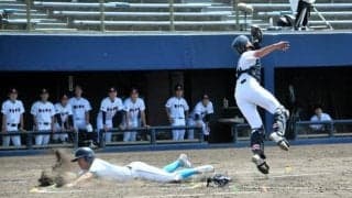 山梨学院と帝京三が関東大会へ　春季高校野球山梨県大会