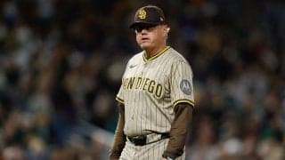 パ軍指揮官が球審にブチギレ　タティスJr.が“暴言退場”…眼鏡投げ捨て鬼の形相