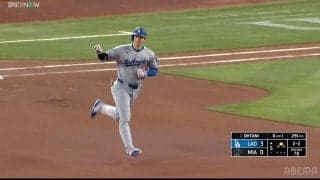 「あんな低弾道で飛び込むのか」大谷翔平が確信歩けない！ 規格外“20度”アーチで異例の動き「何この打球」驚きの声