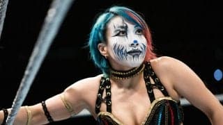 “最強”日本人女子レスラーの「ドアップ自撮り」にファン反応…ナチュラルメイクで“キメ顔”披露に「ギャップすごい」