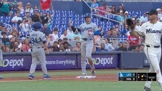 快速飛ばして3塁打！大谷翔平が塁上で見せた“ご機嫌ダンス”「さすが！」「速いな」ファン大興奮の一幕