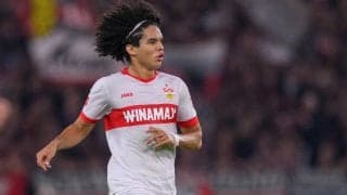 期待の若手から一転、序列低下からの負傷離脱…DFチェイス・アンリが今夏シュツットガルト退団か? ザルツブルクが関心と報道